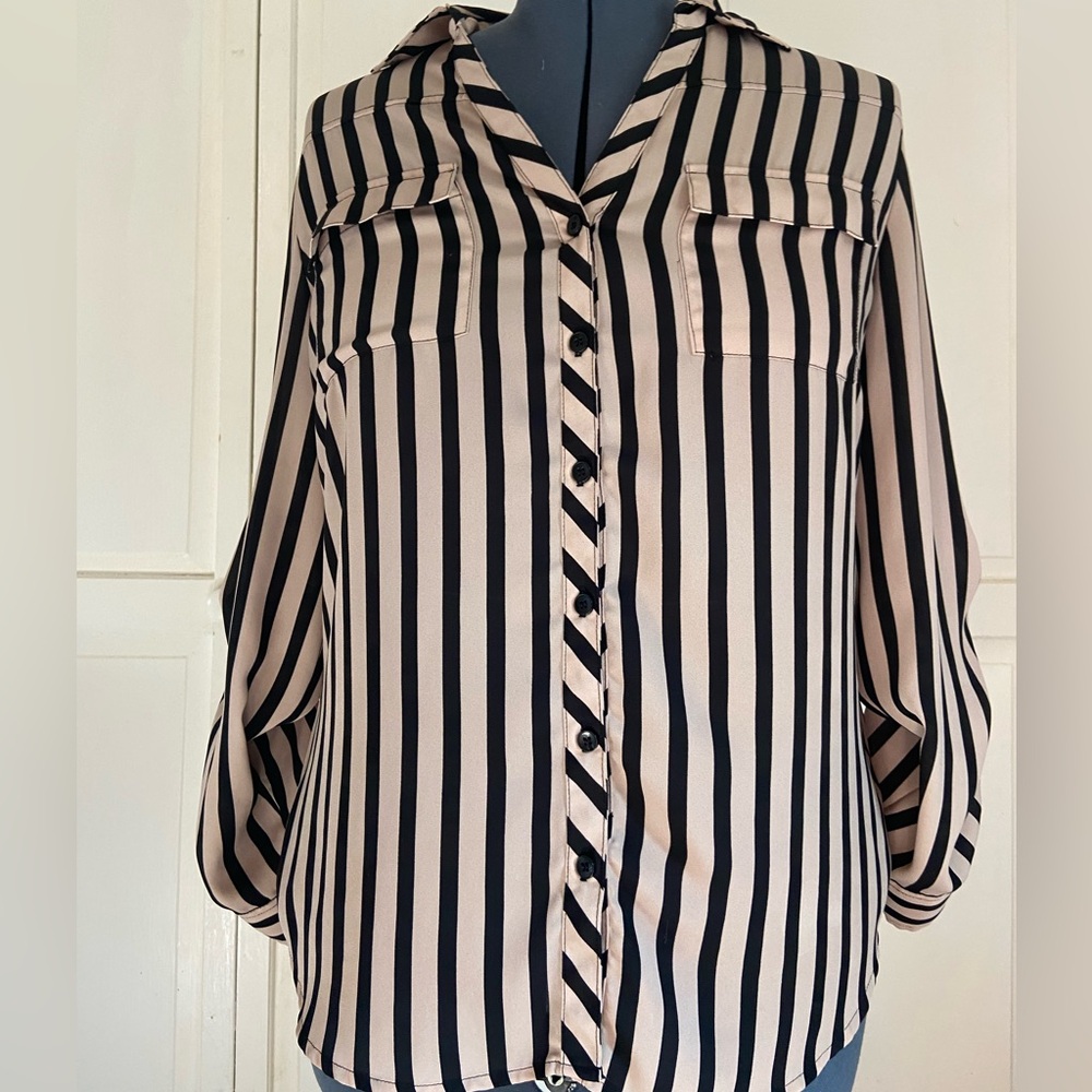 Women’s blouse size medium